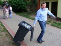 Co się dzieje z butelkami do recyklingu? 